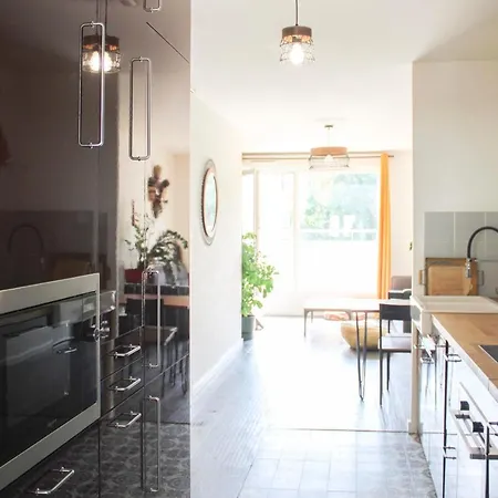 Spacious Haven Of Peace With Beautiful Decoration Apartamento *
