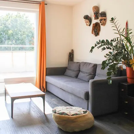 Apartamento Spacious Haven Of Peace With Beautiful Decoration La Courneuve
